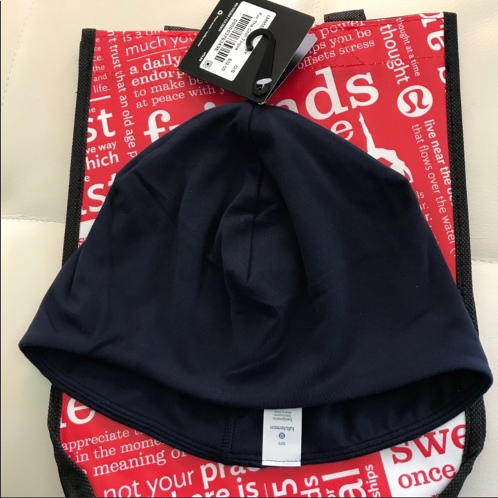 PRICE FIRM NWT LULULEMON FOR THE CHILL TOQUE OS - Picture 2 of 4